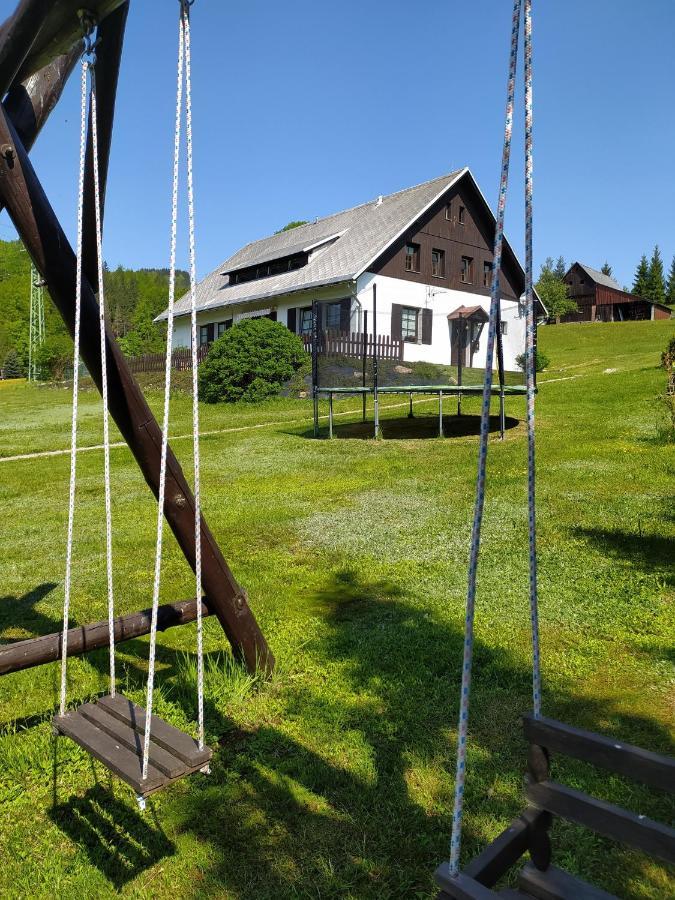 U Tomicku Hotell Paseky nad Jizerou Exteriör bild