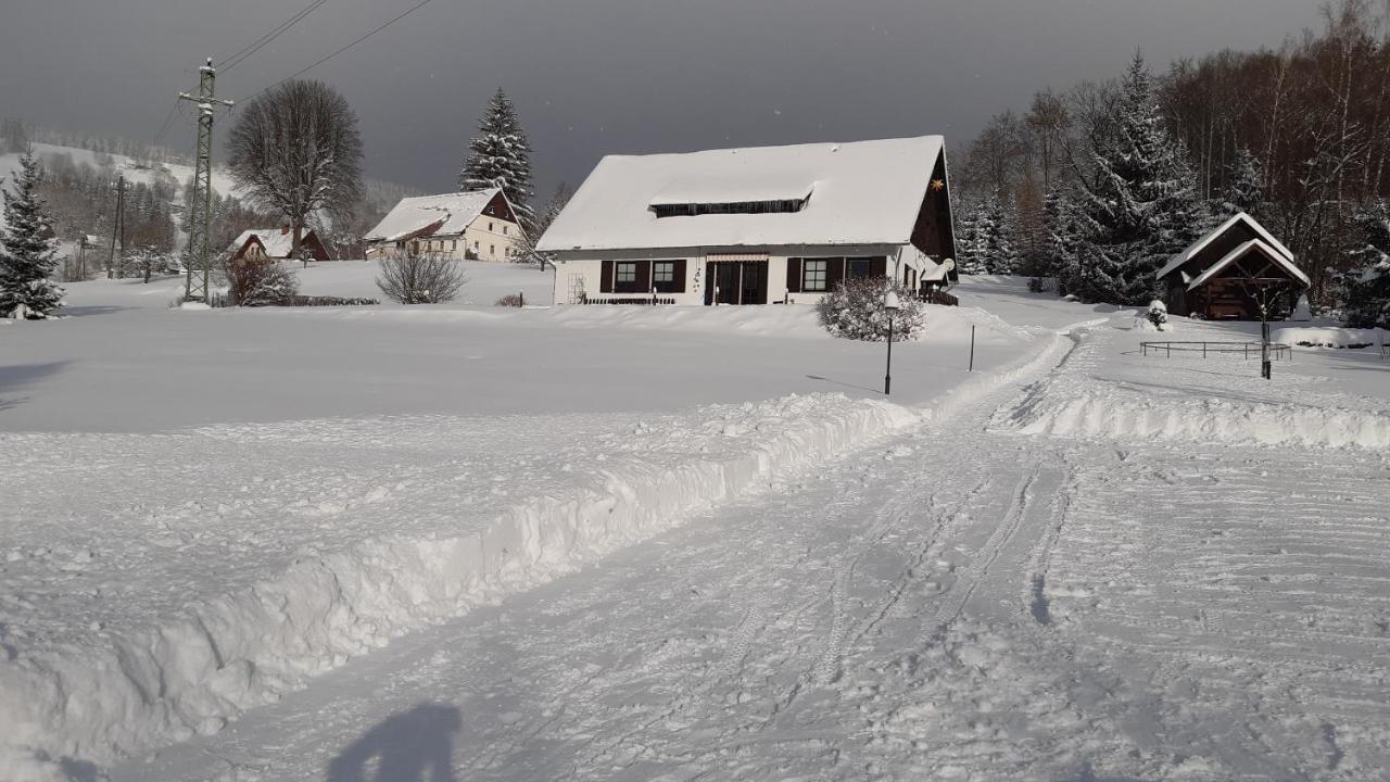 U Tomicku Hotell Paseky nad Jizerou Exteriör bild